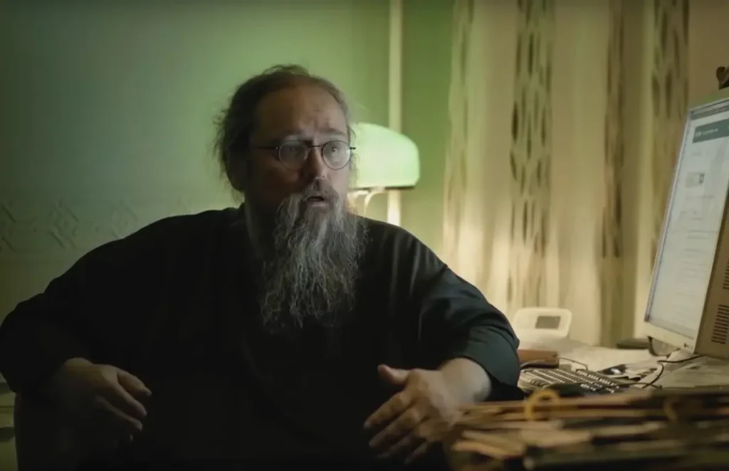 Андрей Кураев во время интервью в Николаю Солодникову в программе"Еще не Познер" в январе 2020 года. Источник: канал «Еще не Познер» в Youtube.