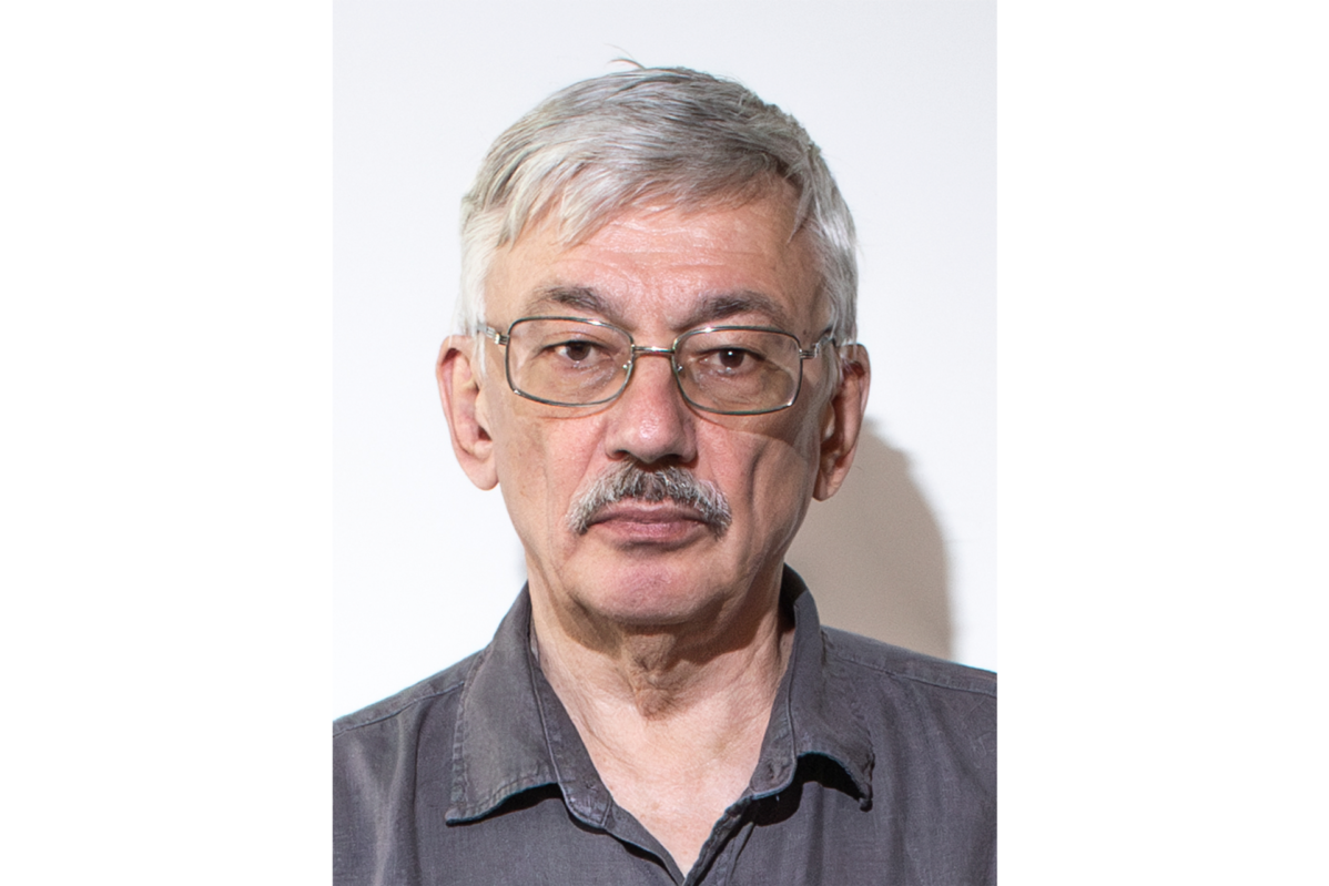 71-летний правозащитник Олег Орлов опубликовал антивоенную статью «Им хотелось фашизма. Они его получили»