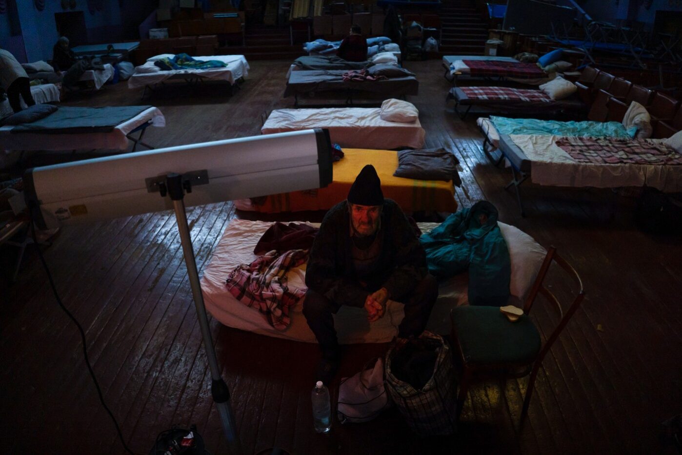 Бывший театр в&nbsp;Покровске, переоборудованный во&nbsp;временный центр приёма жителей