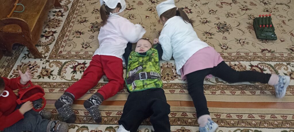 День героев отечества 9 декабря: как отпраздновали в детсадах и школах