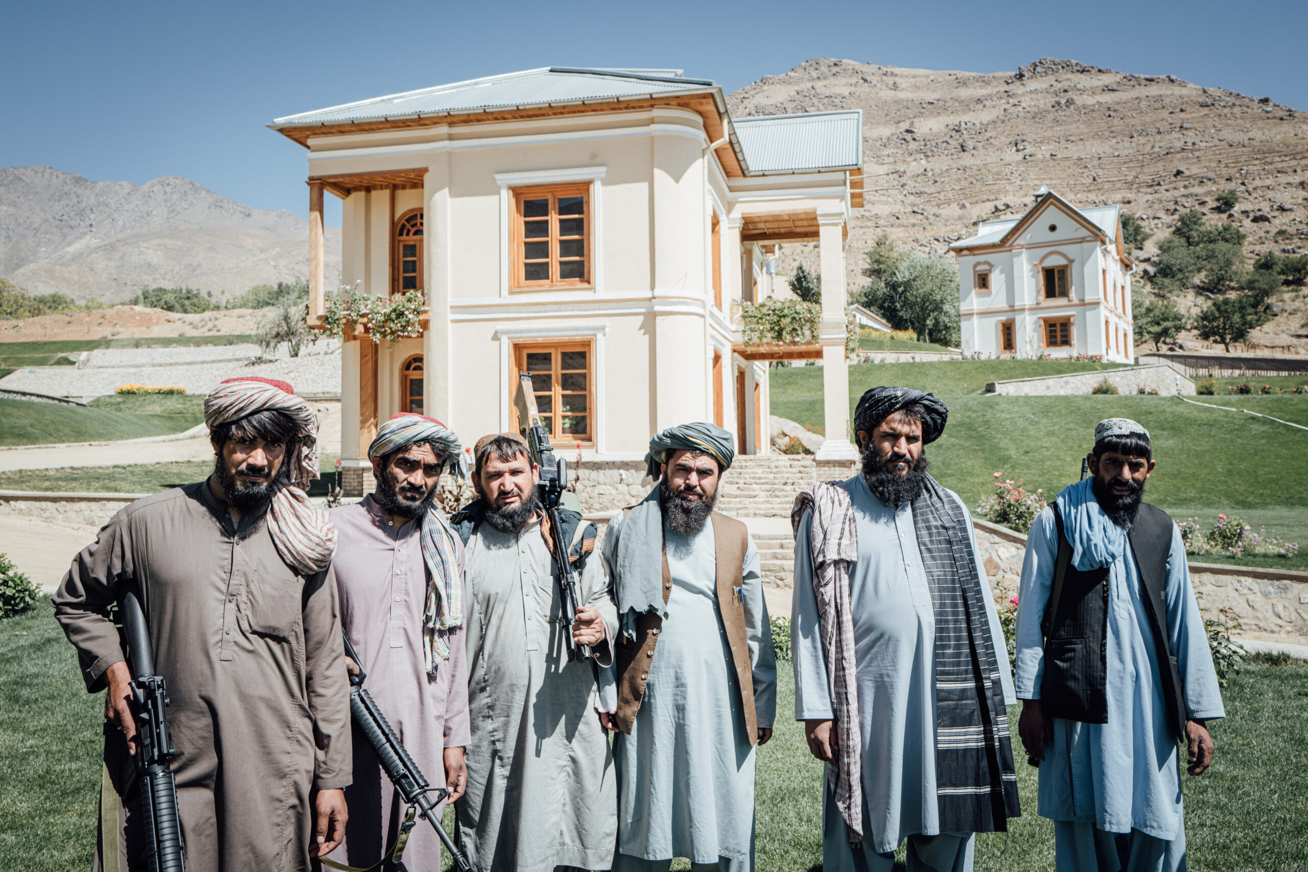 В России с 2016 по 2025 год под уголовную или административную ответственность по делам, связанным с запрещенным террористическим движением «Талибан», попали как минимум 37 человек