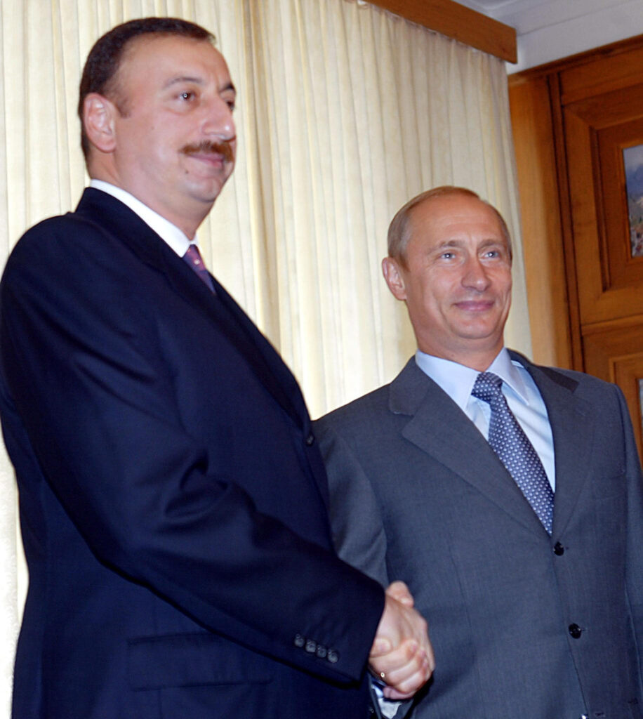 Москва и&nbsp;Баку всего за&nbsp;несколько дней оказались в&nbsp;низшей точке отношений за&nbsp;всю историю: что поссорило Путина и&nbsp;Алиева?