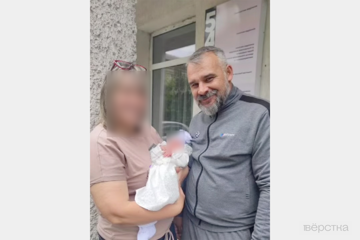 Пастор евангелистской церкви из Бердянска Виктора Бондаренко с супругой и внучкой