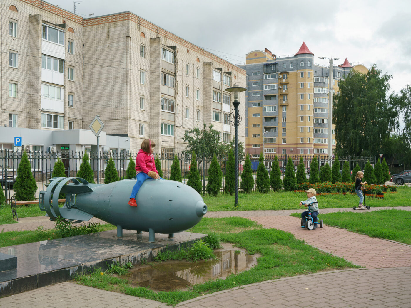 Фотограф Александр Гронский рассказывает и показывает, как война изменяет российские города