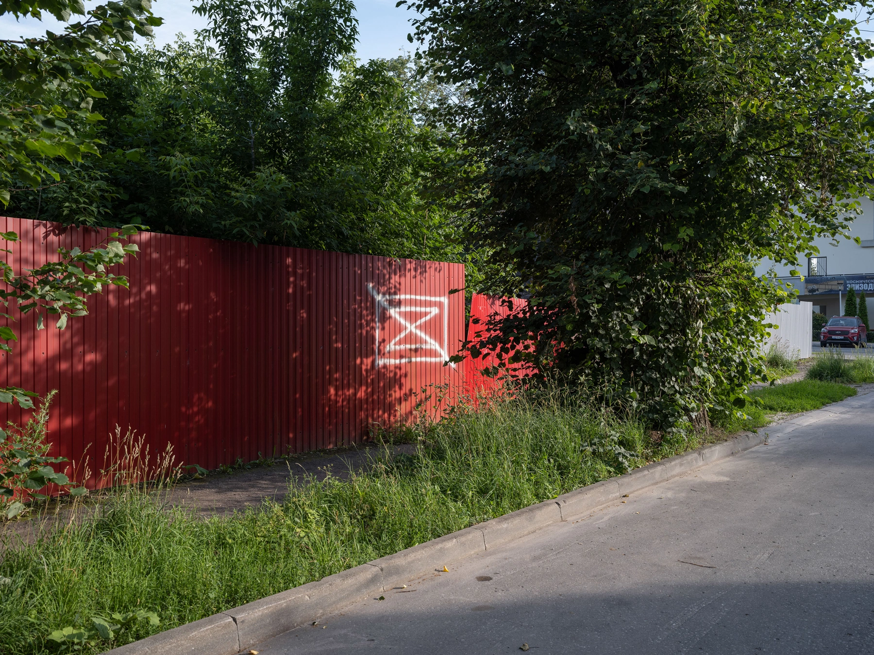 Фотограф Александр Гронский рассказывает и&nbsp;показывает, как война изменяет российские города