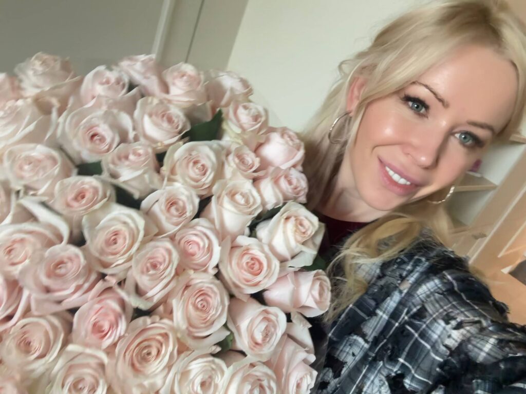 Партия «Мы», которую певец Ярослав Дронов (Shaman) 1 сентября подарил на&nbsp;День рождения главе «Лиги безопасного интернета» Екатерине Мизулиной, не имеет реальных шансов попасть в&nbsp;Госдуму<br />
