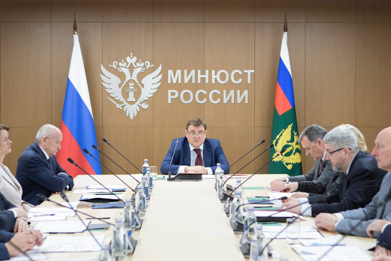 Минюст России внёс в список «иноагентов» четверых журналистов и два интернет-проекта