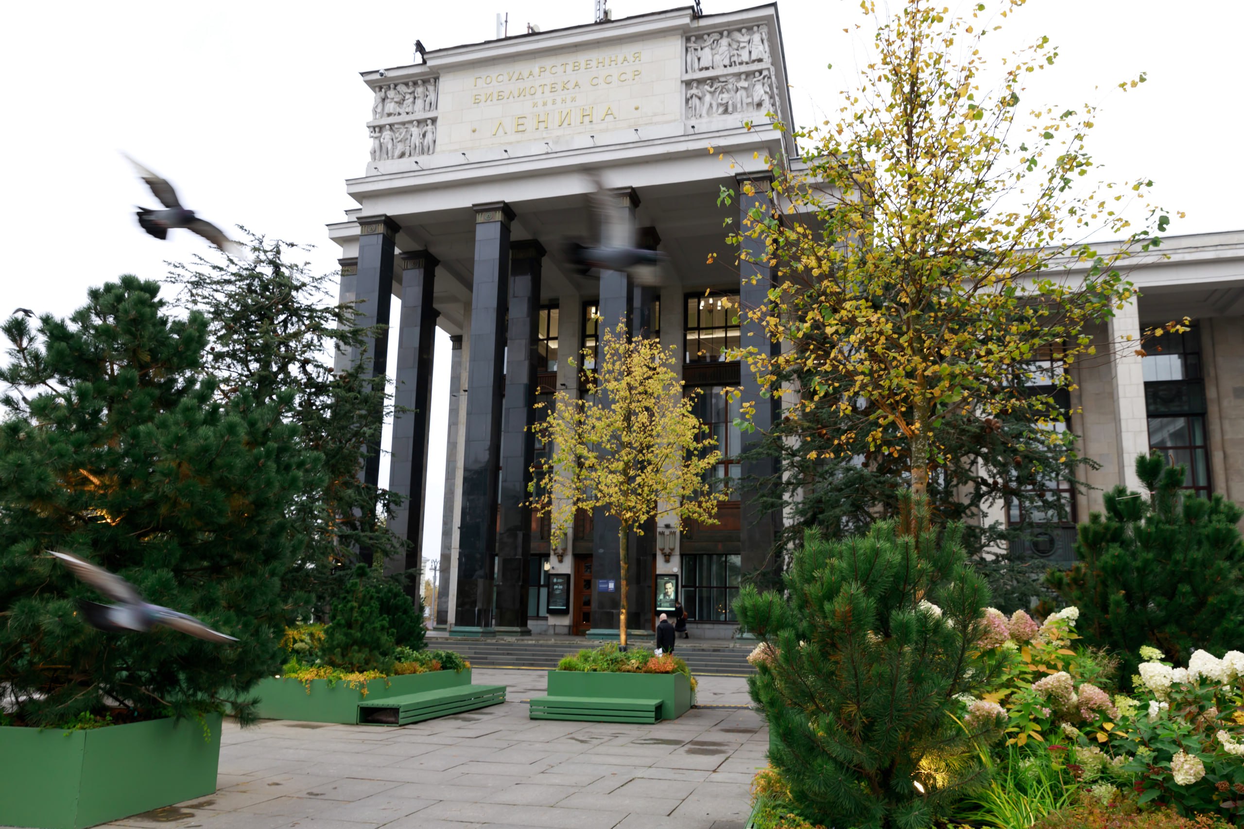 «Ленинка» создала спецхран «русофобских книг», вывезенных из оккупированных регионов Украины